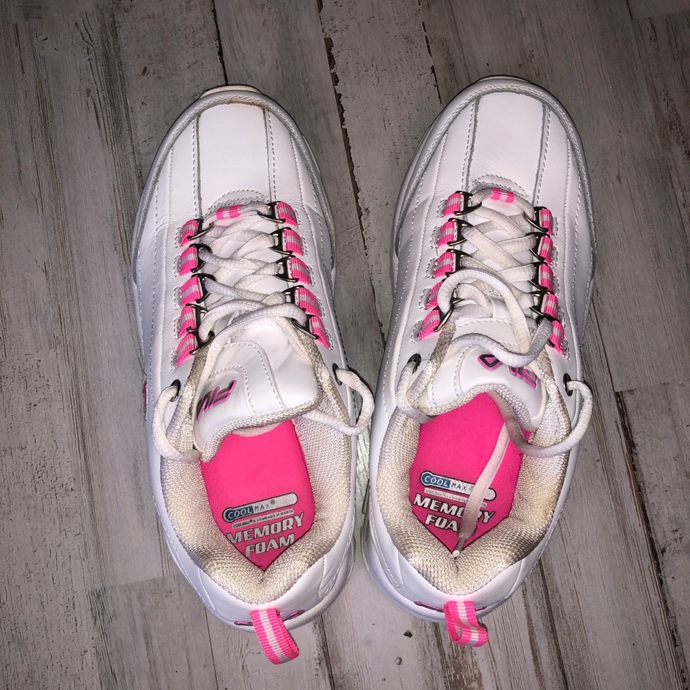 Fila Women’s Chunky Dad Sneakers - Picture 5 of 6